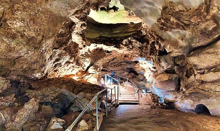 alabaster cavern tour